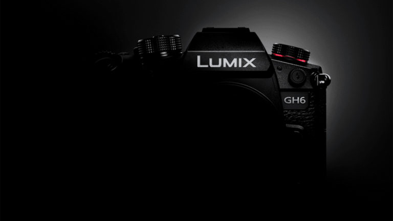 LUMIX GH6