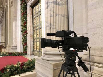 Le Vatican adopte la technologie cinéma pour toucher le monde entier