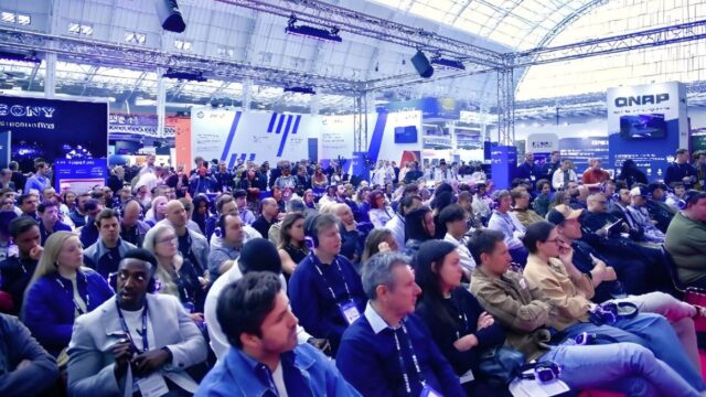 Le MPTS 2026 investit huit salles de conférence pour explorer les transformations technologiques et créatives du secteur des médias.